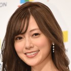 白石麻衣、レースワンピで肌見せ！圧倒的美しさのビジュアルカット 画像