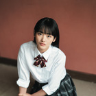 櫻坂46・山﨑天、中学卒業から3年…制服グラビアで『B.L.T.graduation2024』の表紙に 画像