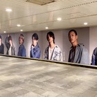 BE:FIRSTの特大特殊ポスターが東急渋谷駅構内に登場 画像