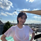 榎原依那、サウナ誌創刊号の表紙に！ 濡れTシャツのオフショに反響 画像