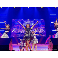 鈴木亜美、AKB48センターで見事なパフォーマンス！「完璧」「あり得ない39歳」 画像