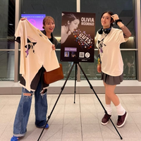 新山千春、ライブTシャツ姿の長女と仲良しショット！ 「まだまだLiveの余韻に浸ってる」 画像