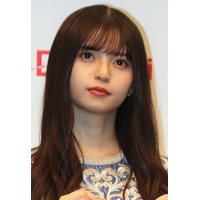 齋藤飛鳥、キュートな舌ペロカット公開！「お口がヤバい」「ナイスショットすぎる」 画像