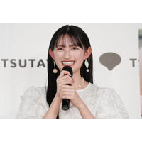 “令和一可愛いアイドル”菅田愛貴、1st写真集イベントで涙！「どうしよう！」「もう、ずるい」 画像