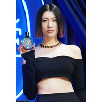 三吉彩花が大胆肌見せドレスで登場、井桁弘恵は彼氏との“甘酸っぱい”青春を回顧 画像