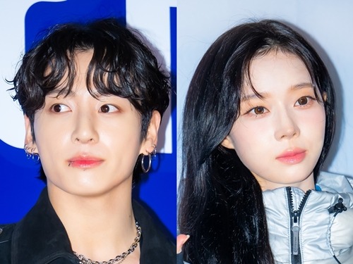 JUNG KOOK(左)とウィンター